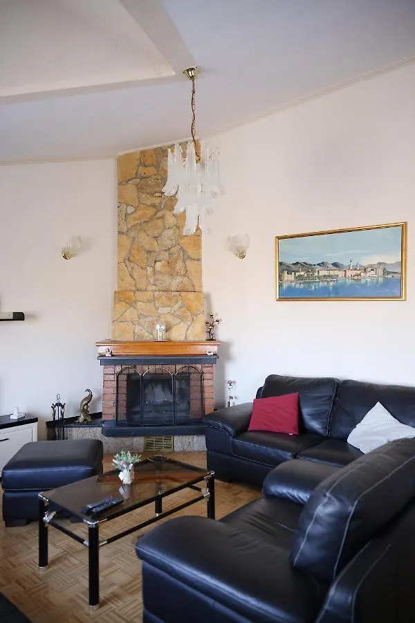 Apartment Blanka With A Beautiful View Of Trogir